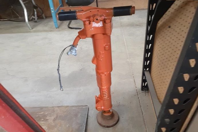 jack hammer 90lb w/o compressor for rent from trs equipment rental
