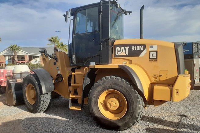 wheel loader 918m for rent from trs equipment rental